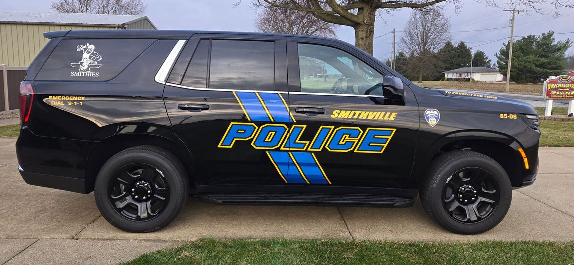 Custom vehicle lettering by Wolf Creek Graphics